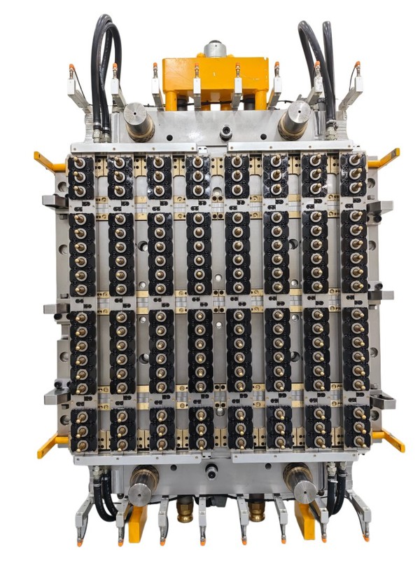 How PET Preform Mould Enhances Production Efficiency How PET Preform Mould Enhances Production Efficiency